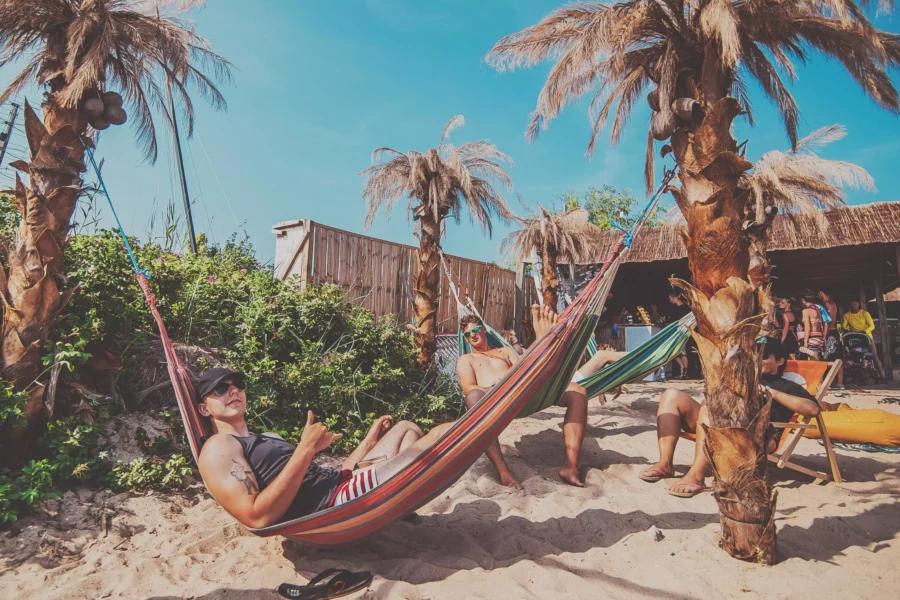 STREFA CHILL - HAMAKI FUNSURF CAMP