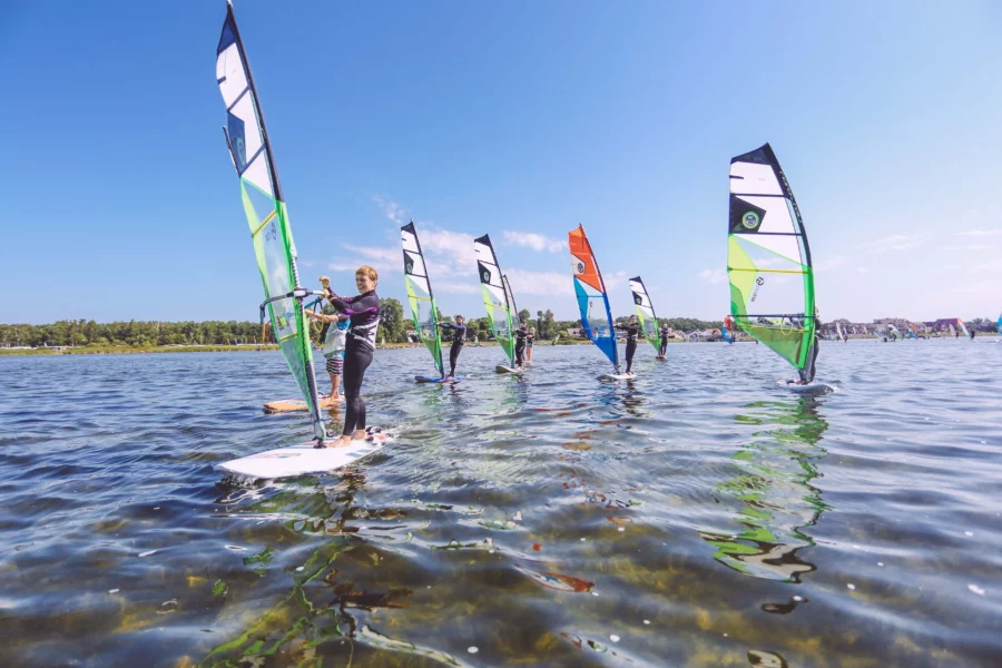KURS GRUPOWY NA WINDSURFINGU