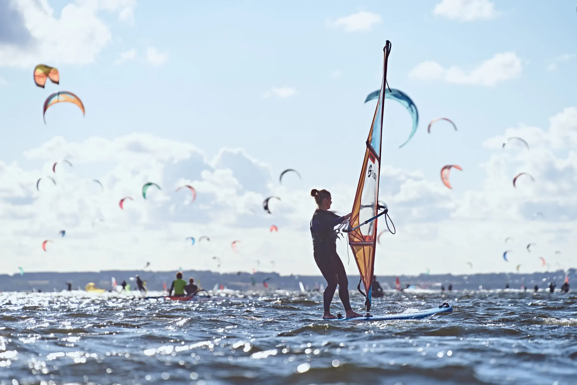 Szkoła-windsurfingu-FunSurf-w-Chałupach-na-Helu-sezon-2023-I-Windsurfing-_78_