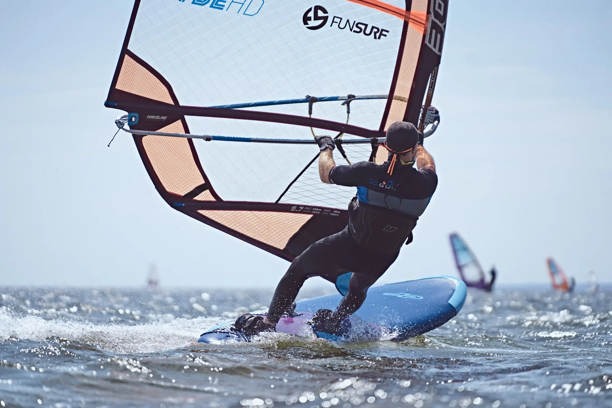 Szkoła-windsurfingu-FunSurf-w-Chałupach-na-Helu-sezon-2023-I-Windsurfing-_85_