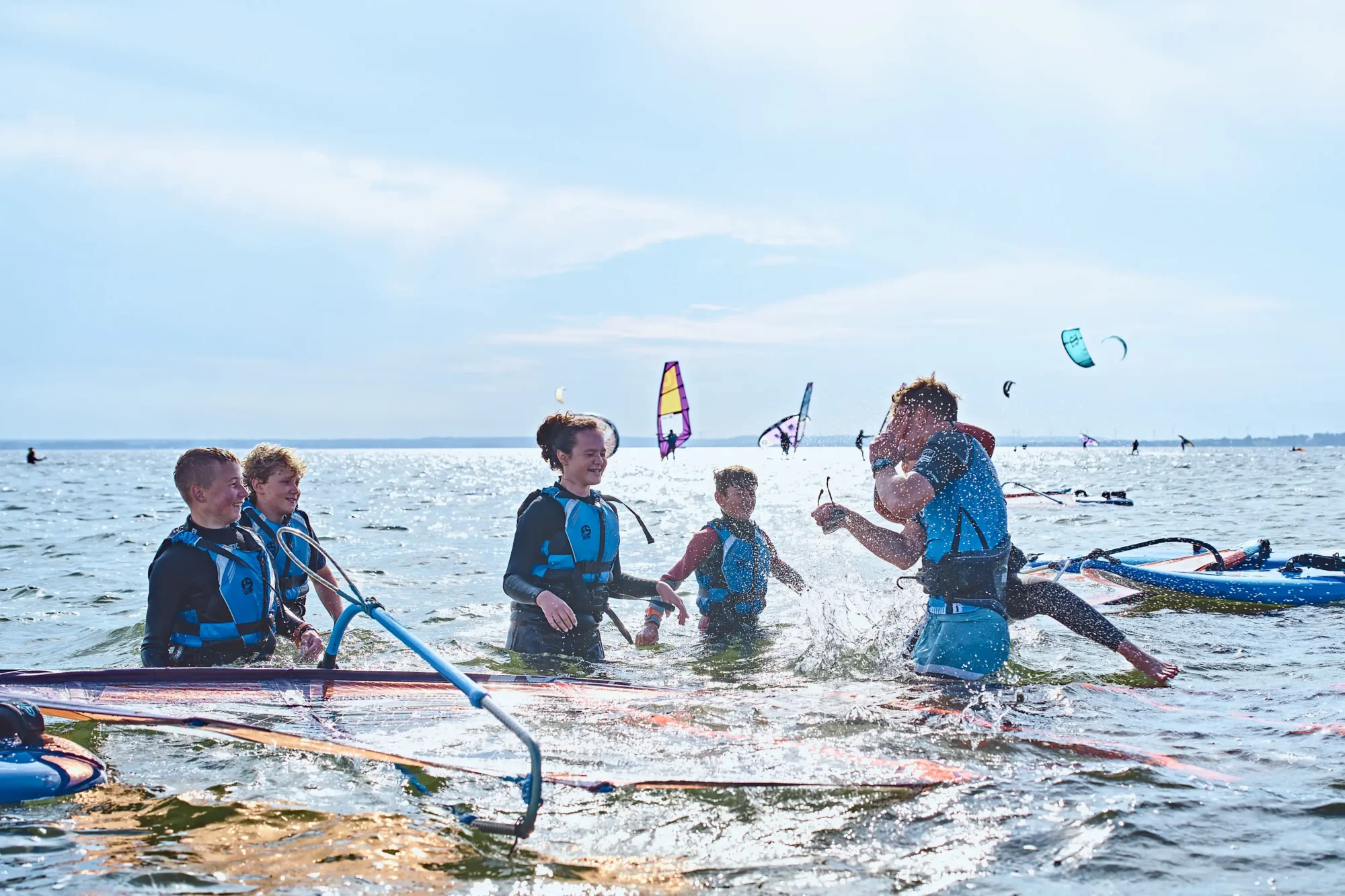 Windsurfing-dla-dzieci-i-młodzieży-szkoła-windsurfingu-FunSurf-w-Chałupach-na-Helu-_9_
