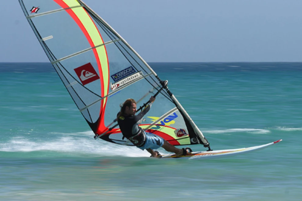 Majorka - windsurfing szkoła funsurf